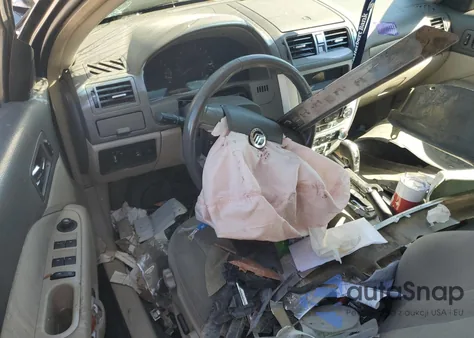 2010 Mercury Milan из США, поврежденный, VIN 3MEHM0HAXAR626210